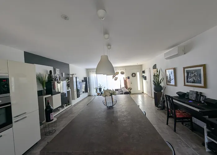 La Maison Du Soleil & Du Calme Centre-ville A Pied Parking Prive A ! * Nîmes